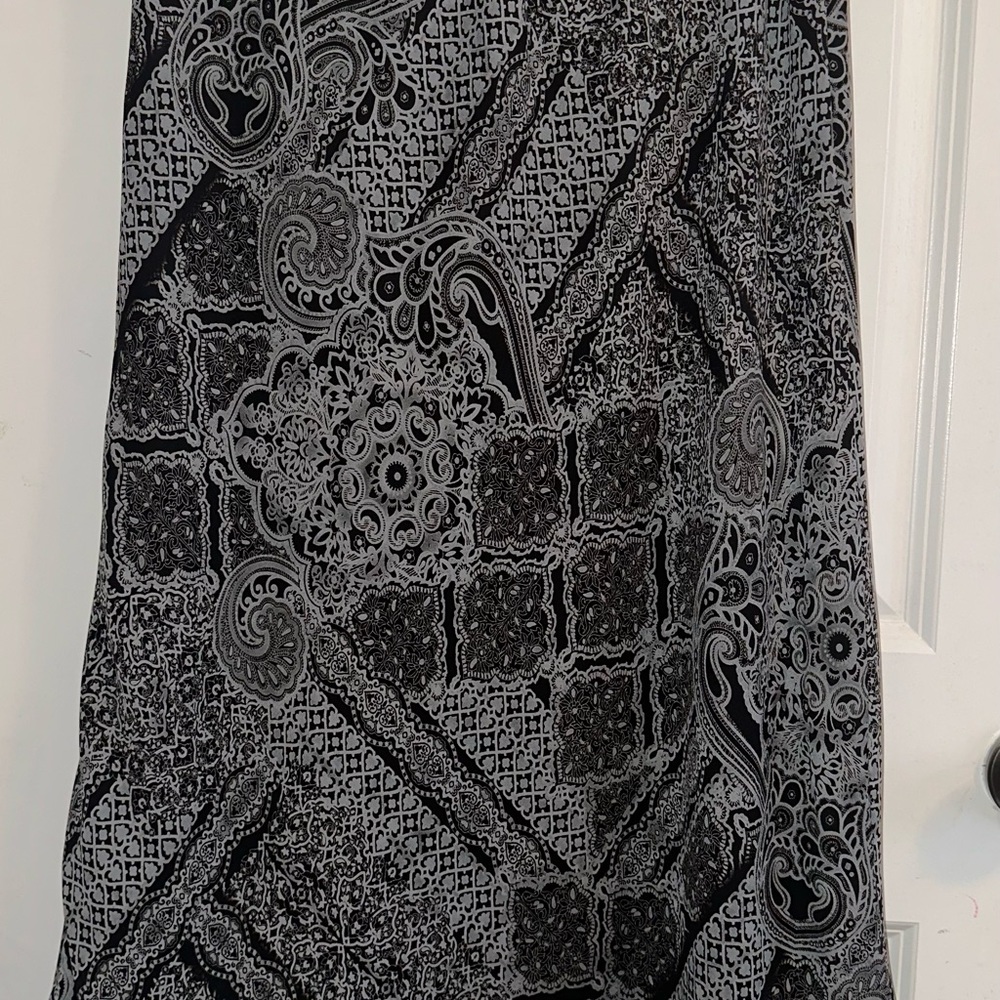 Kathie Lee Collection Black and Gray Maxi Skirt